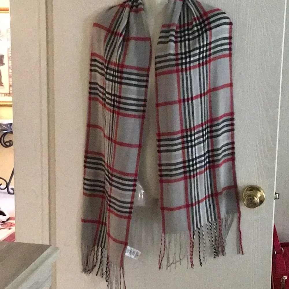 Scarf full-size Unisex grey red with fringe washable nice style unisex